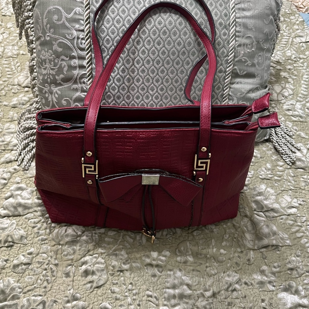 Elegant Burgundy Handbag